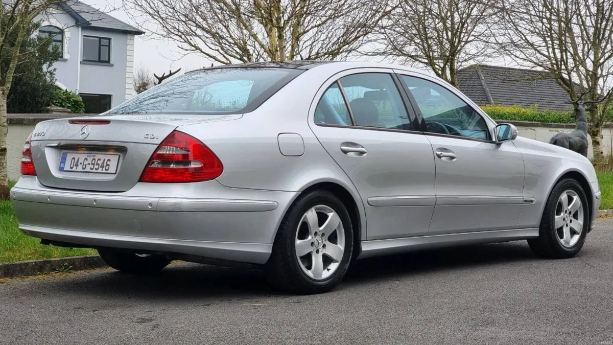 Mercedes E Class E270 - Image 3