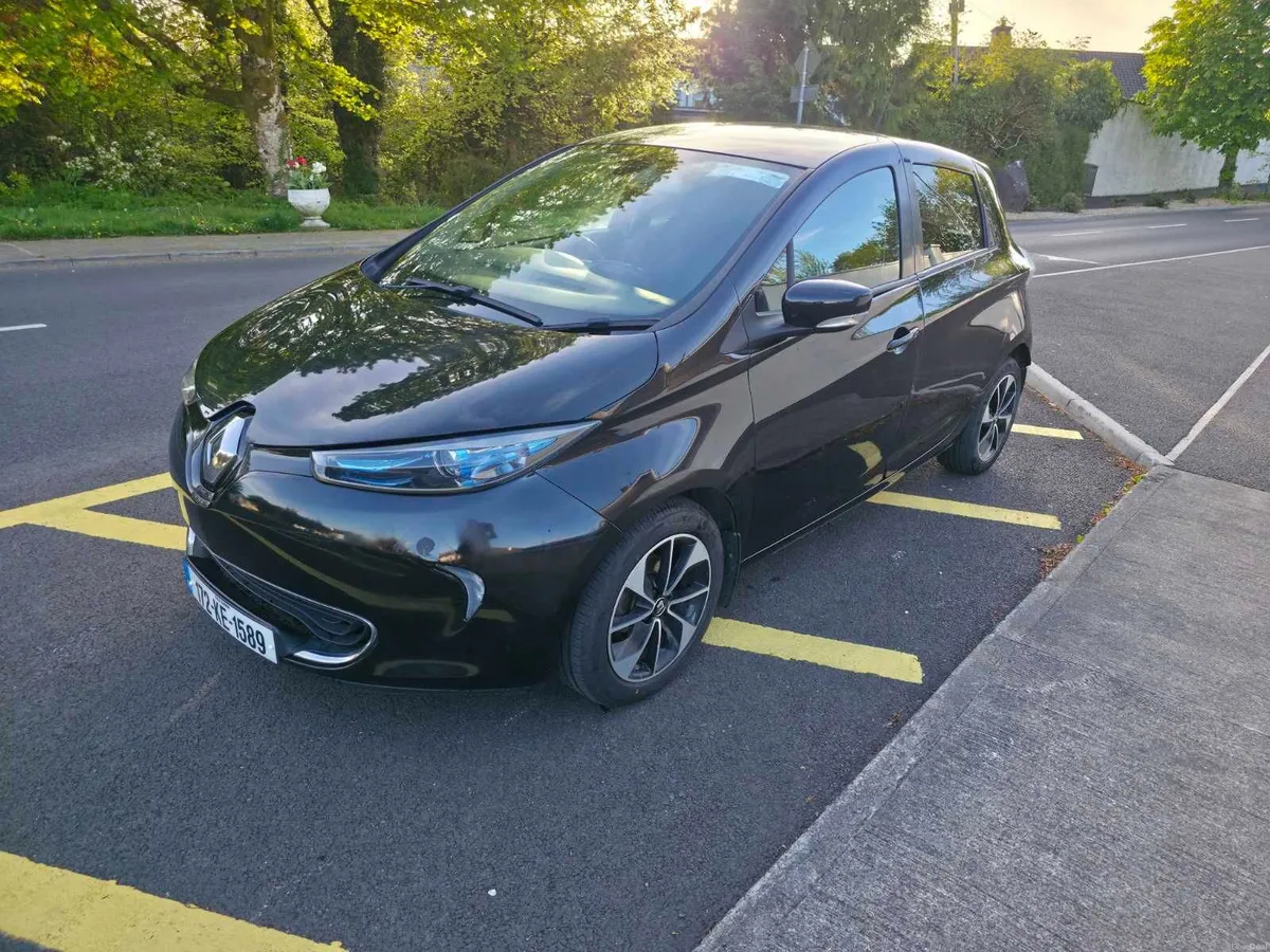 Renault Zoe 2017 \ Low Milege - Image 2