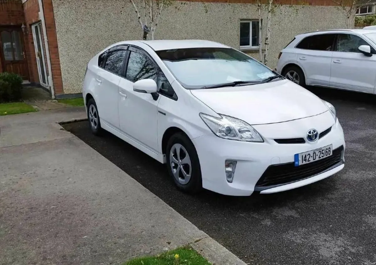 Toyota Prius - Image 2