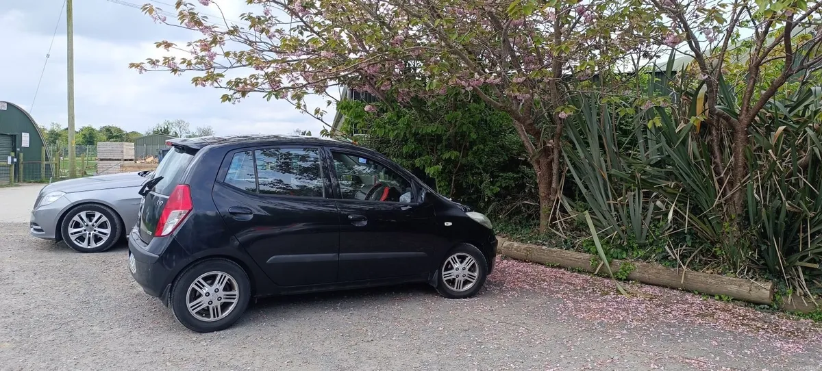 Hyundai i10 2009 petrol - Image 1