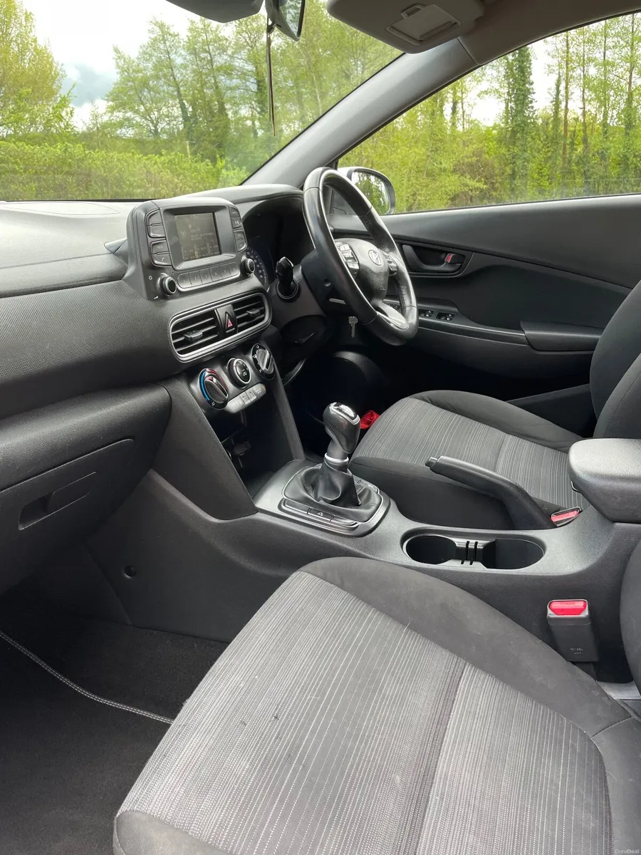 Hyundai KONA 2018 - Image 6