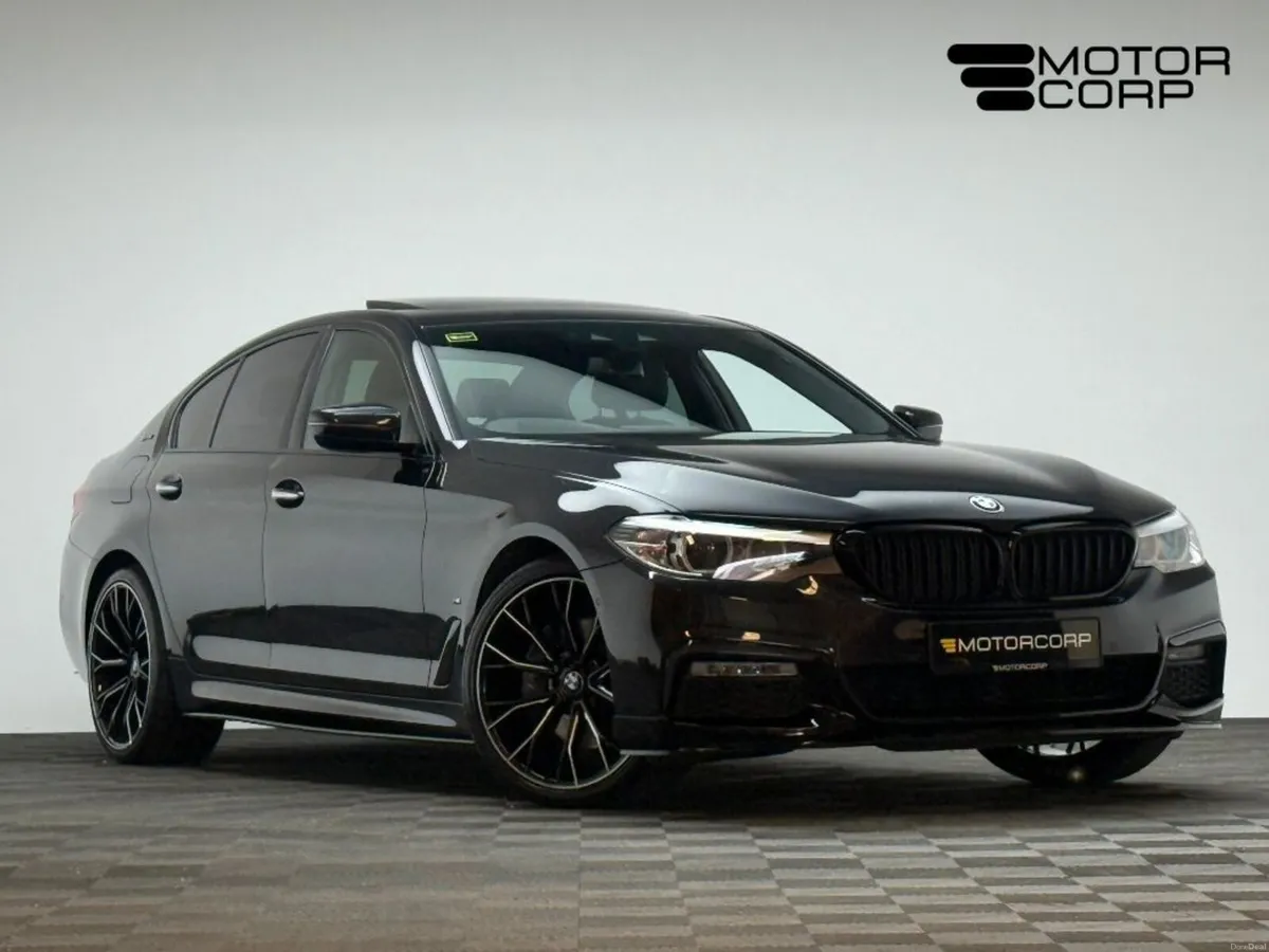 BMW 5-Series 530E M SPORT *SUN ROOF* - Image 1