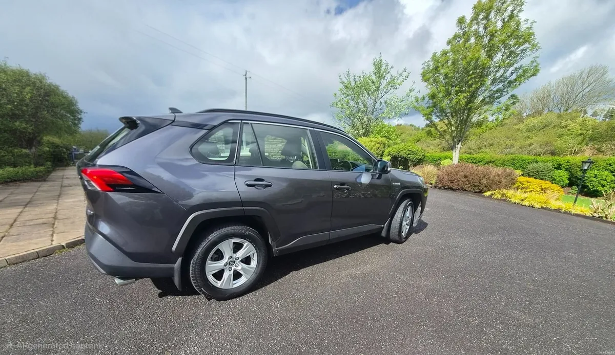 Toyota RAV4 2020 - Image 2