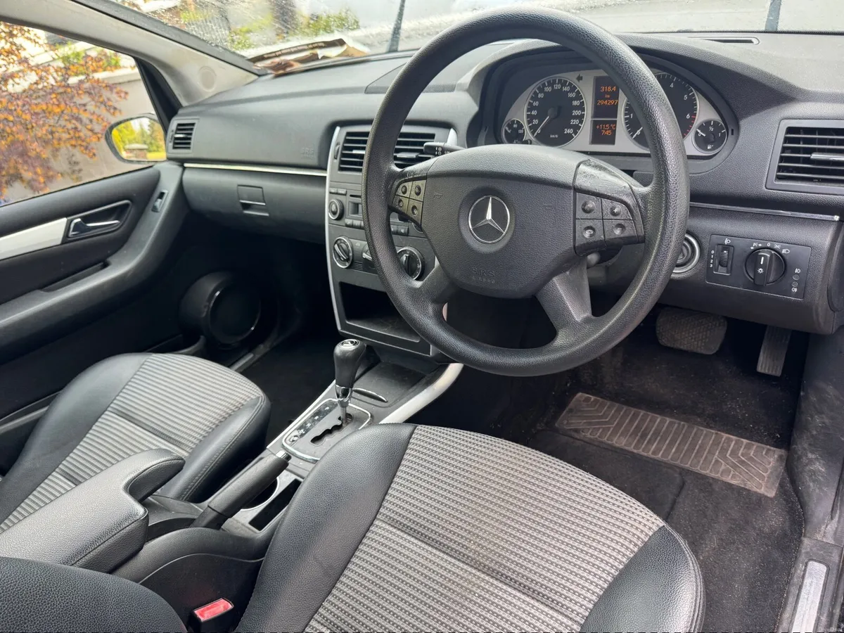 Mercedes-Benz B-Class 2008 - Image 2