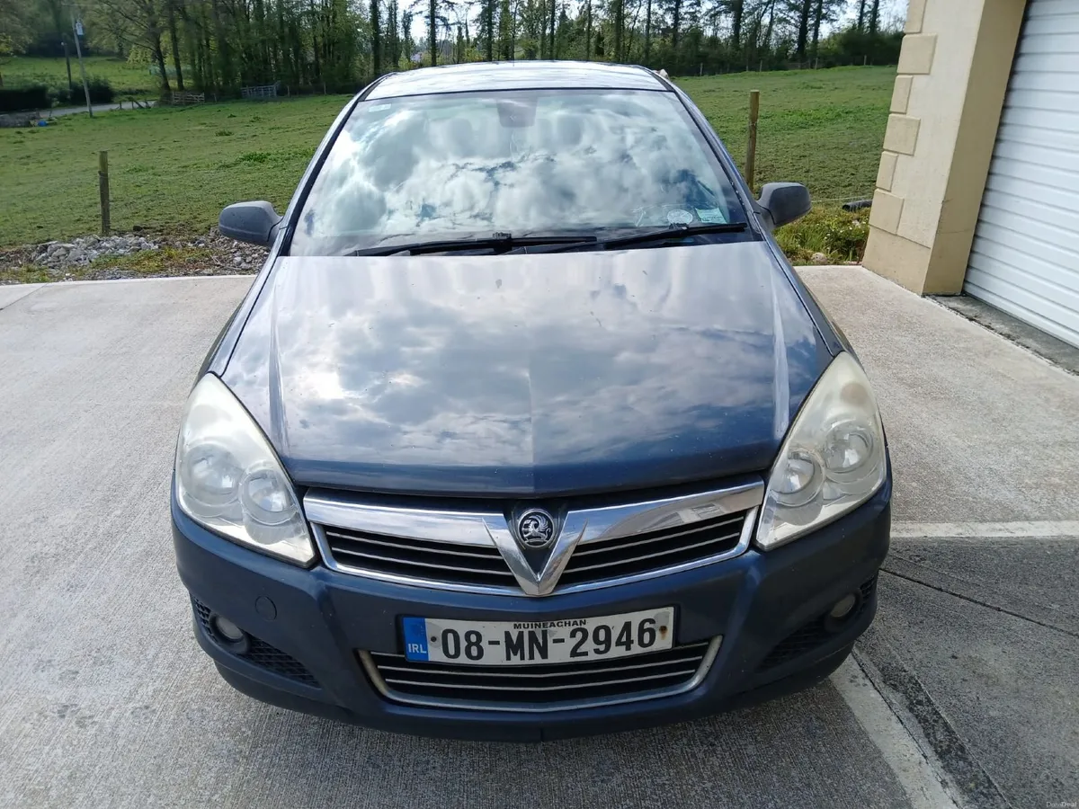 Vauxhall Astra 2008 - Image 1