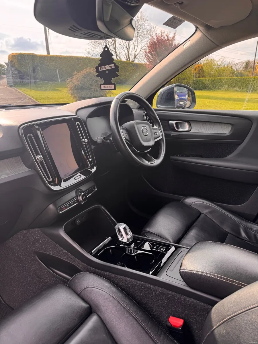 Volvo XC40 2021 T3 Inscription Pro - Image 5