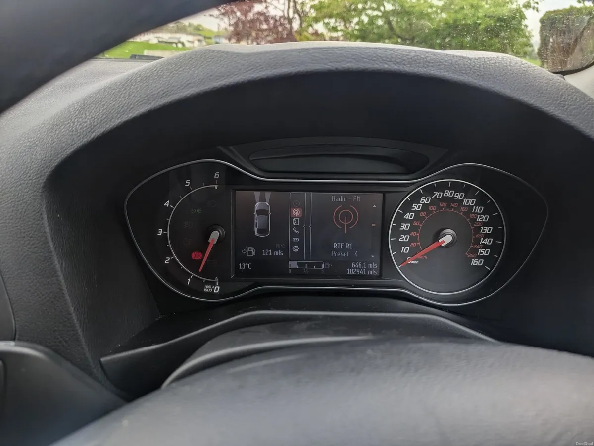 Ford Mondeo 2011 Titanium X - Image 3