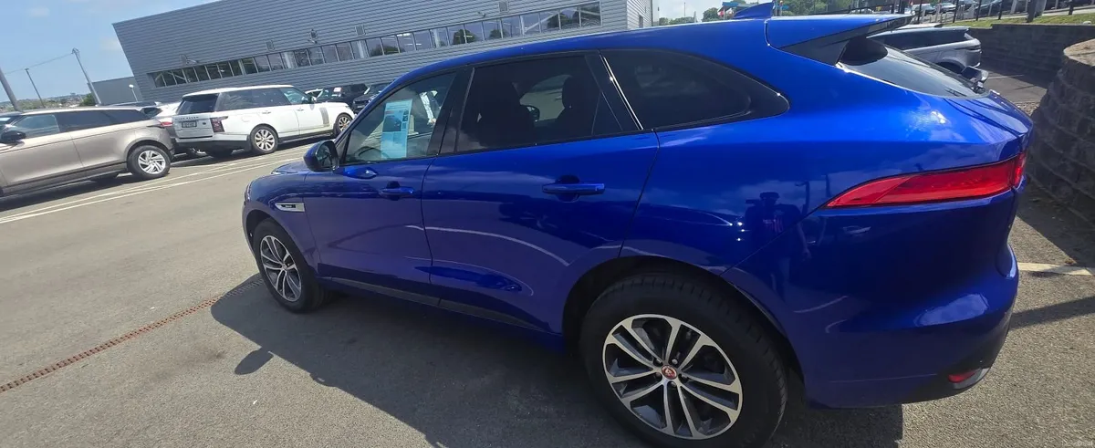 Jaguar F-Pace 2019 - Image 3