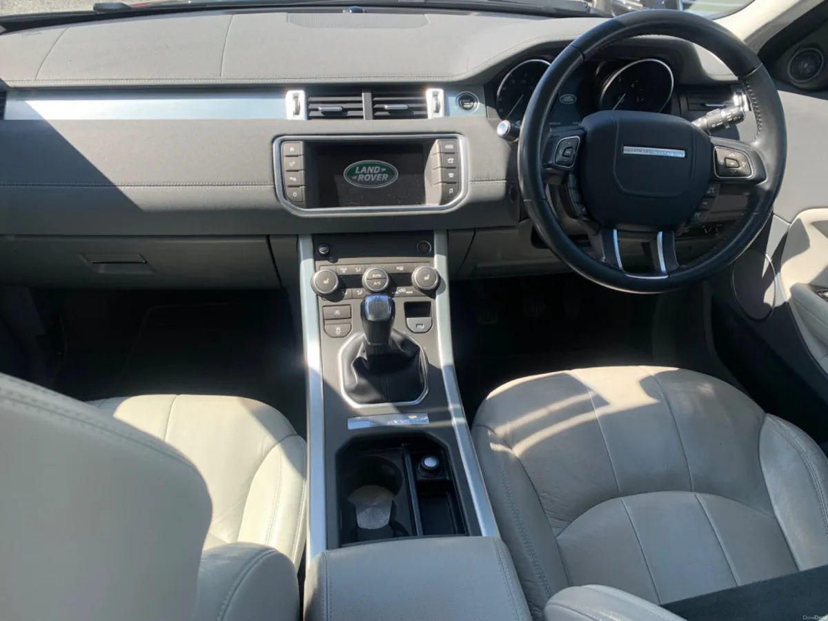 Land Rover Range Rover Evoque 2017 only 88k - Image 3