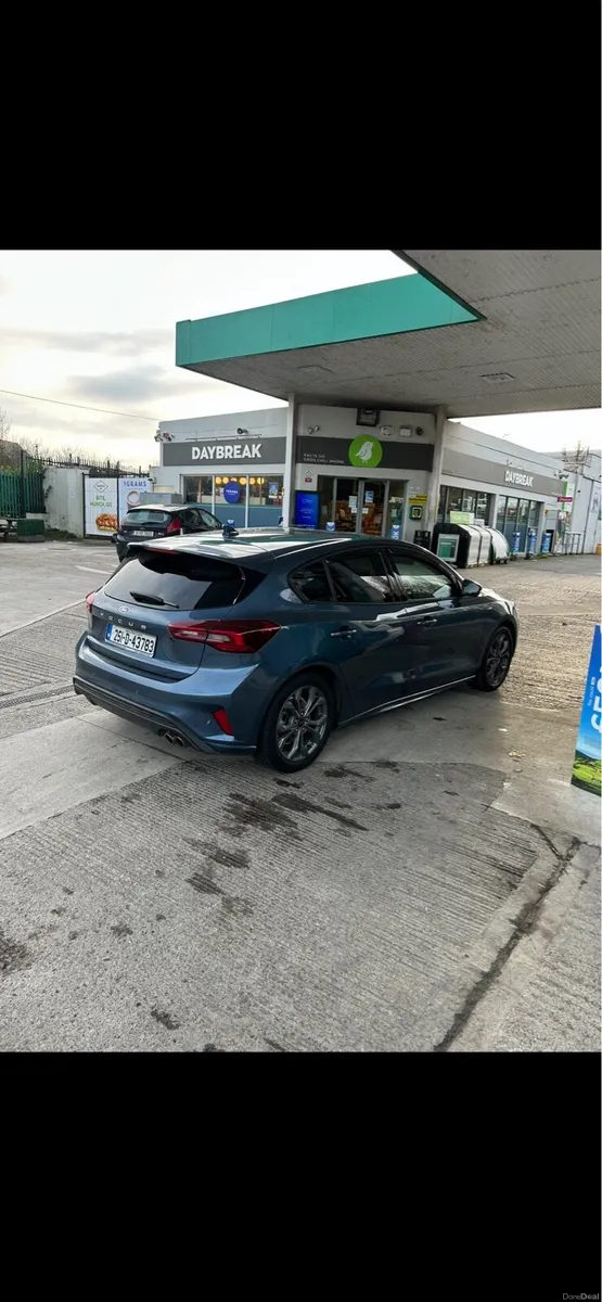 Ford Focus 1.0 petrol - Image 2