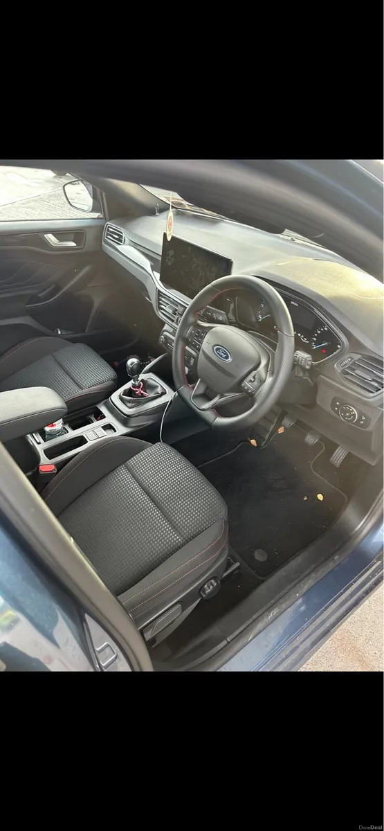 Ford Focus 1.0 petrol - Image 3