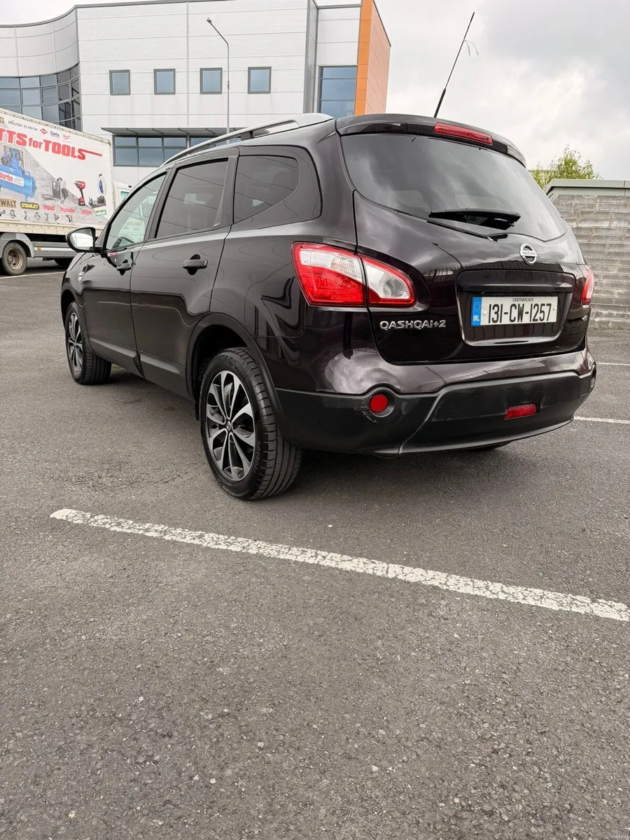 Nissan Qashqai- low mileage - Image 4