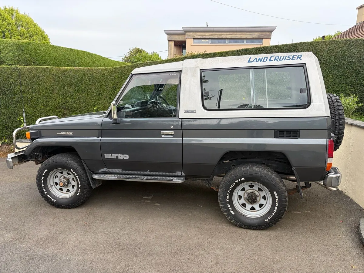 Toyota Landcruiser - Image 4