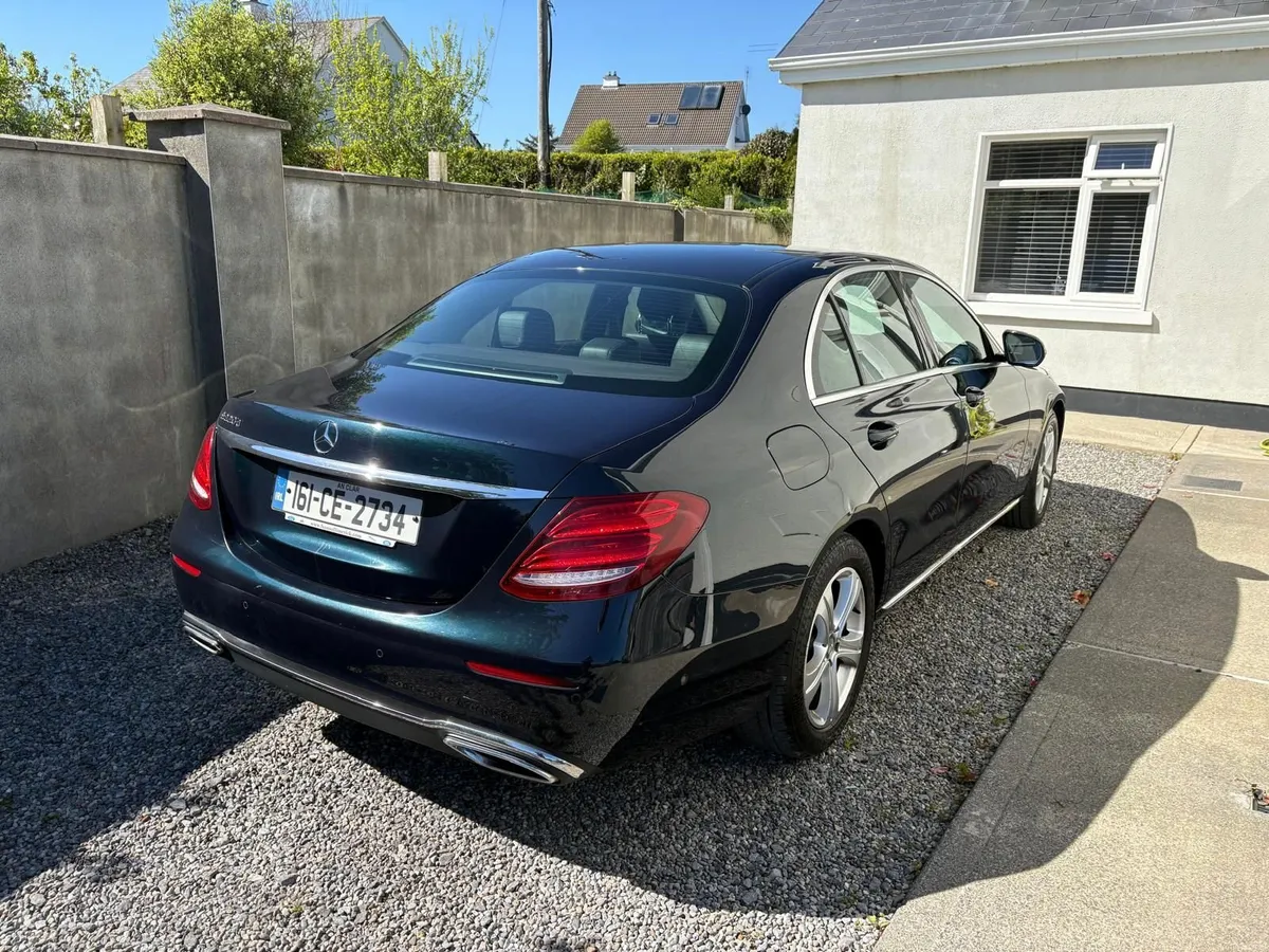 Mercedes-Benz E-Class 2016 - Image 1