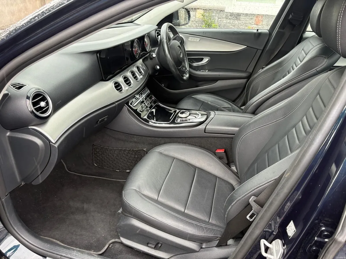 Mercedes-Benz E-Class 2016 - Image 3