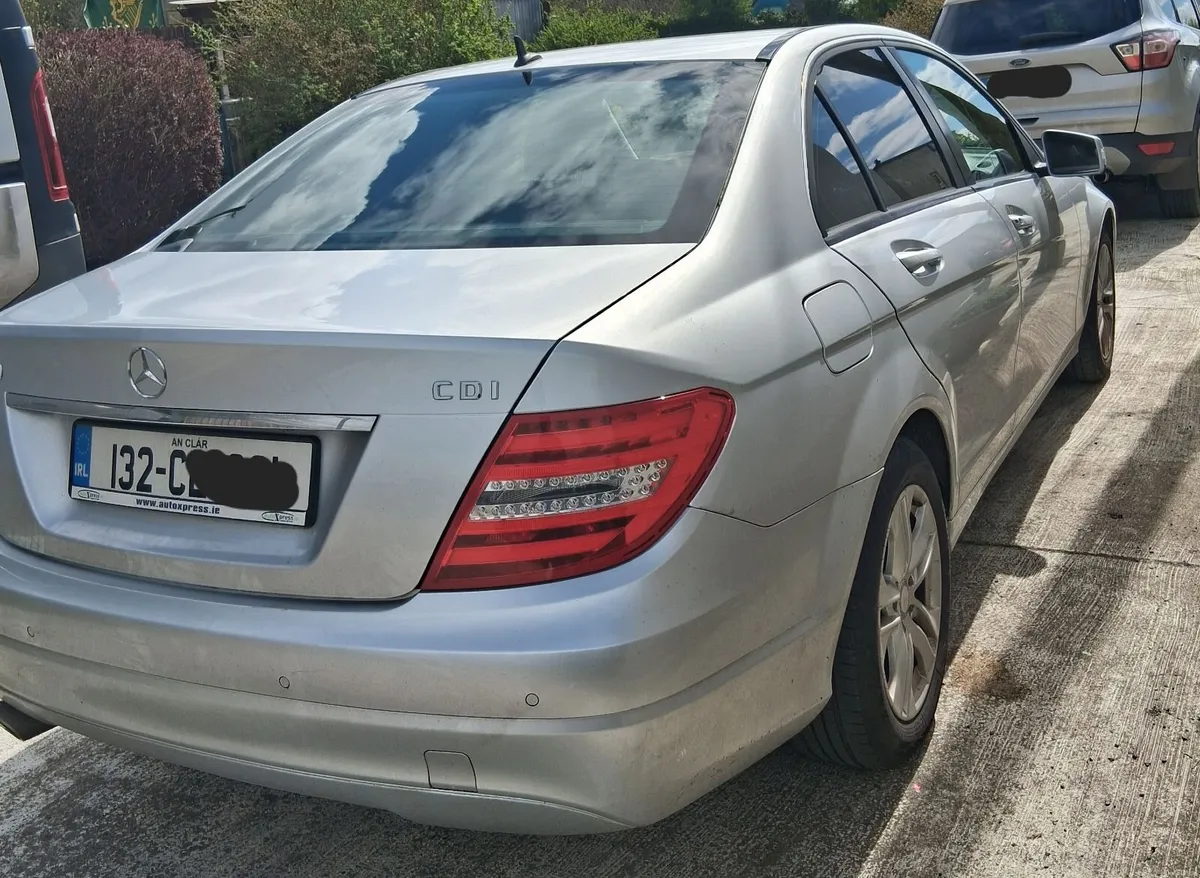 Mercedes-Benz C-Class 2013 - Image 3