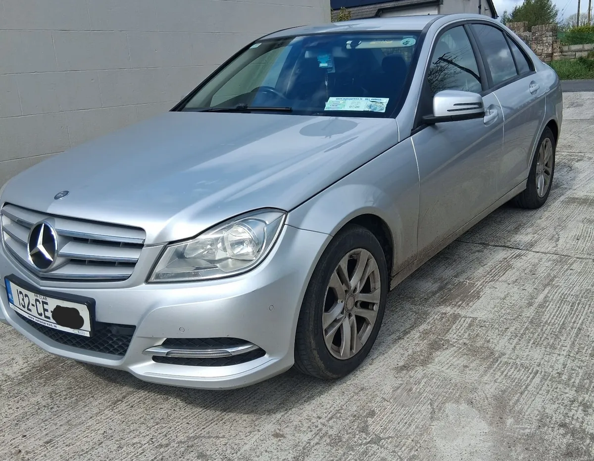 Mercedes-Benz C-Class 2013 - Image 2