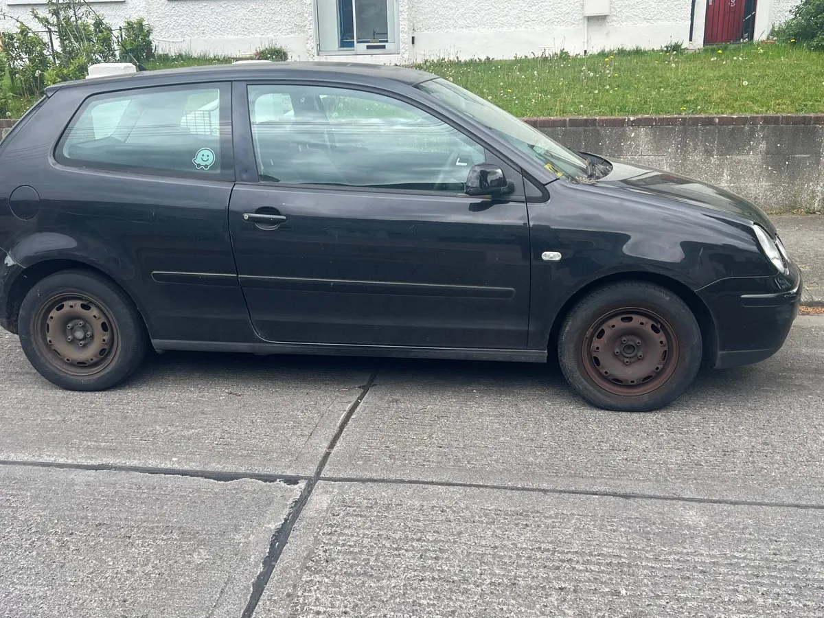 Volkswagen Polo 2005 - Image 2