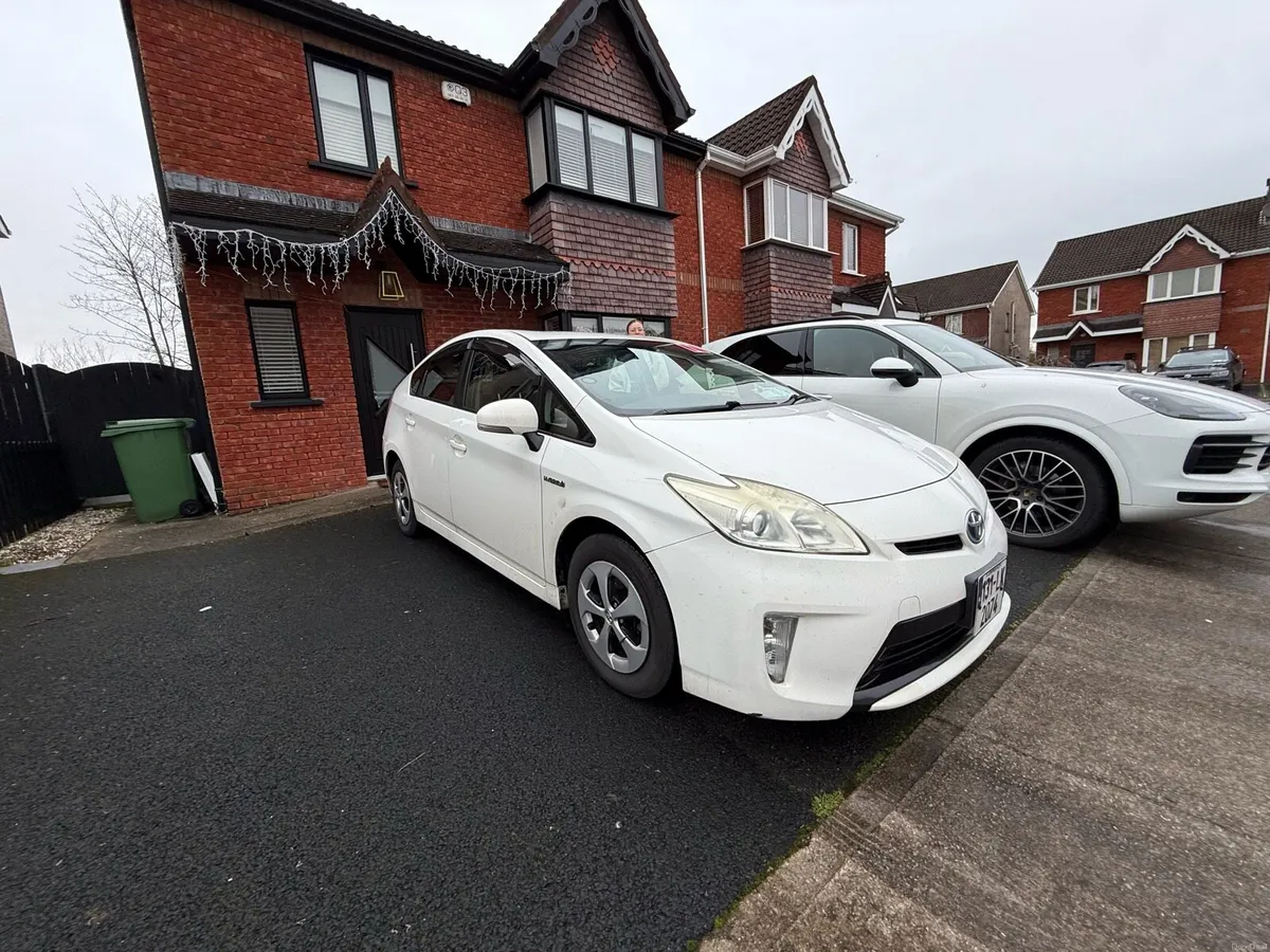 Toyota Prius 2013 - Image 1