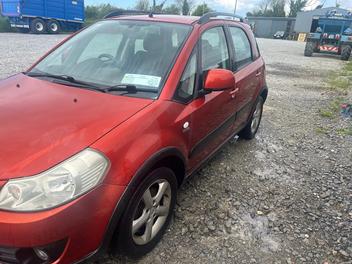 Car - Image 2