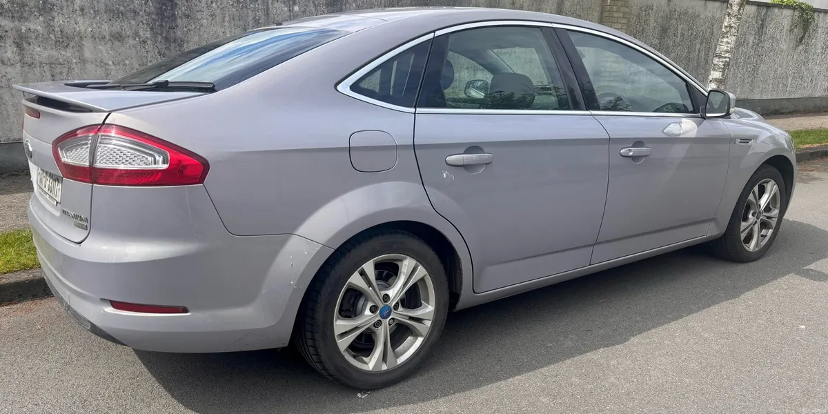 131 Ford Mondeo NCT 03/27 & Tax Fully Serviced - Image 4