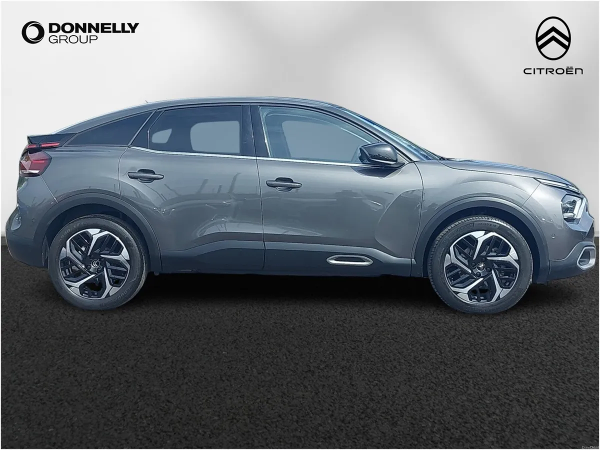 Citroen C4 Hatchback Shine Plus - Image 3