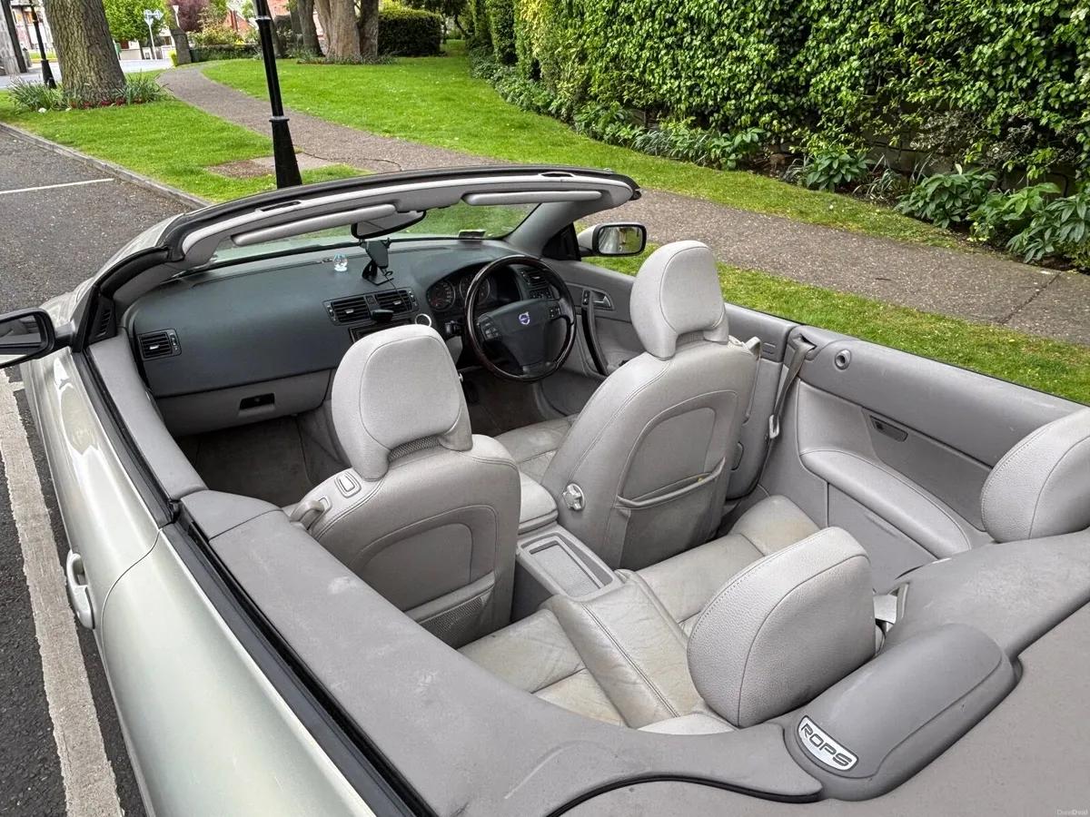 Volvo C70 2006 - Image 6