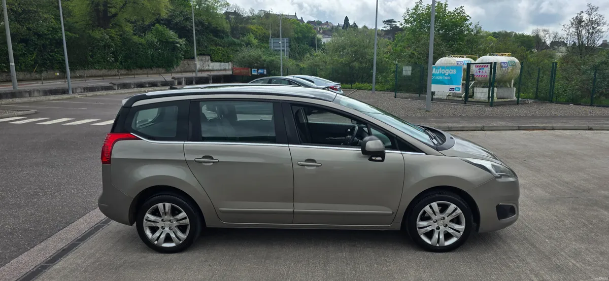 Peugeot 5008 2016 New Nct Low miles - Image 4