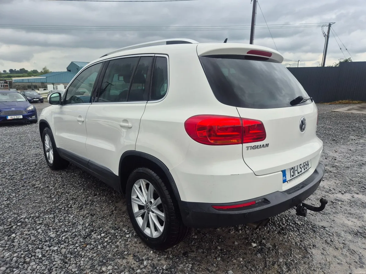 Volkswagen Tiguan 2013 - Image 4