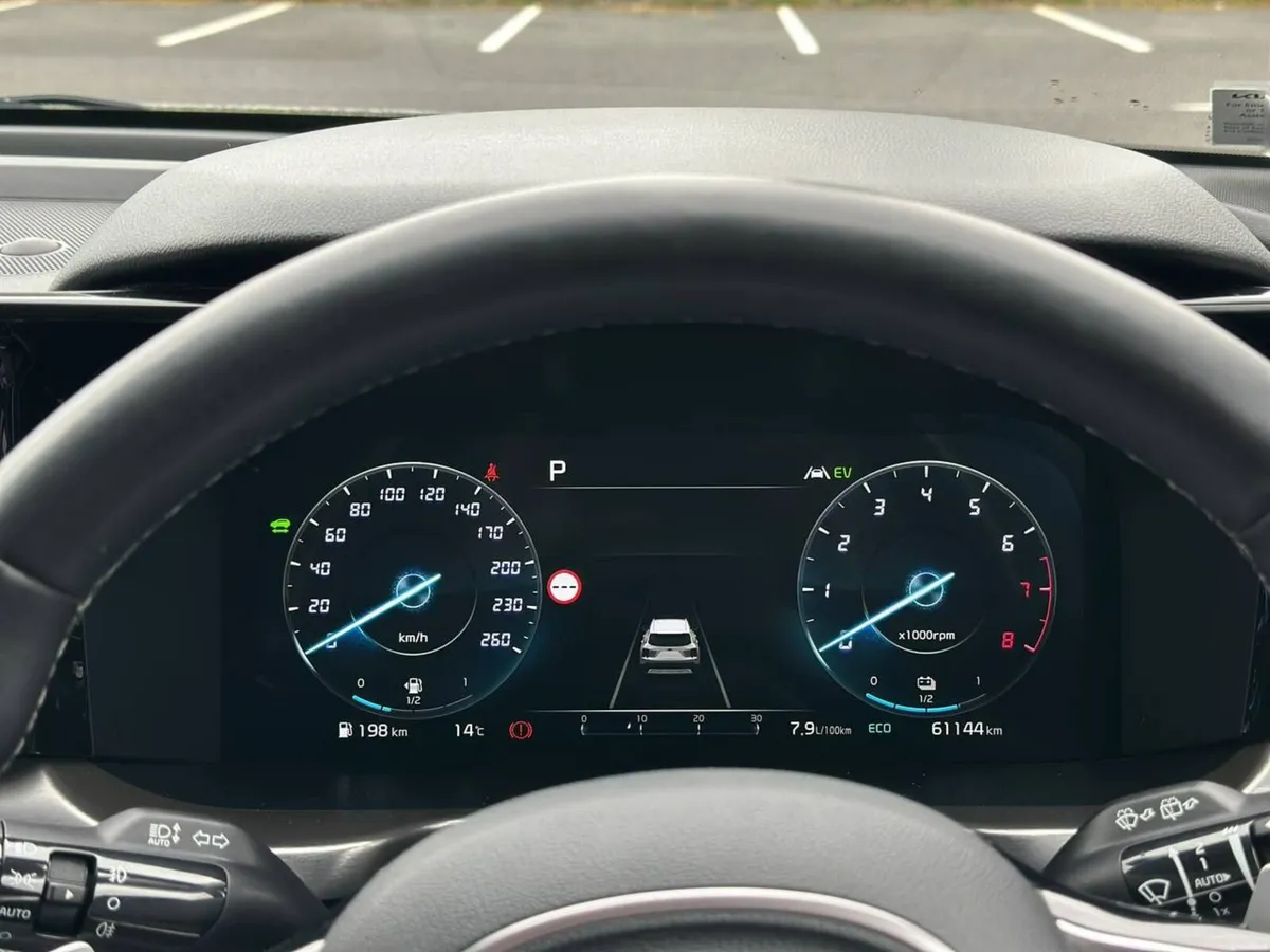 Kia Sorento 2021 K4 Low mileage High Spec - Image 3