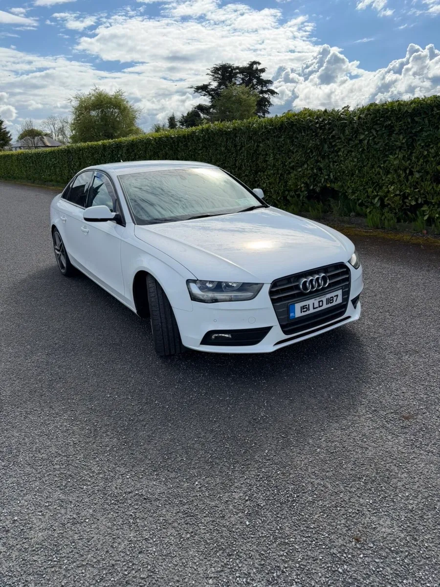 Audi A4 2015 - Image 2