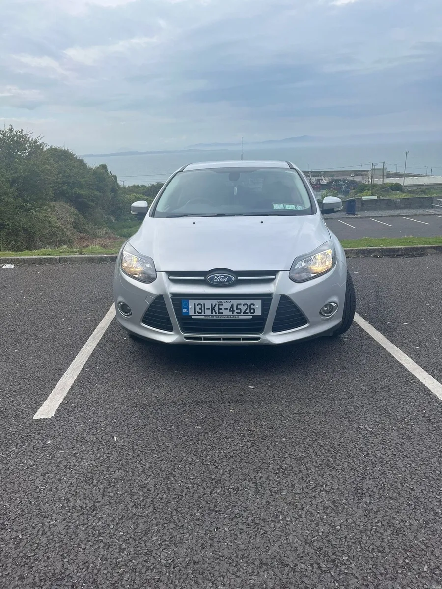 131 Ford Focus 1L NCT 03/27 - Image 3