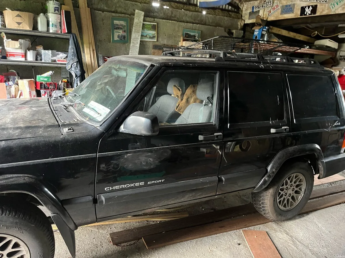 Jeep Cherokee - Image 2