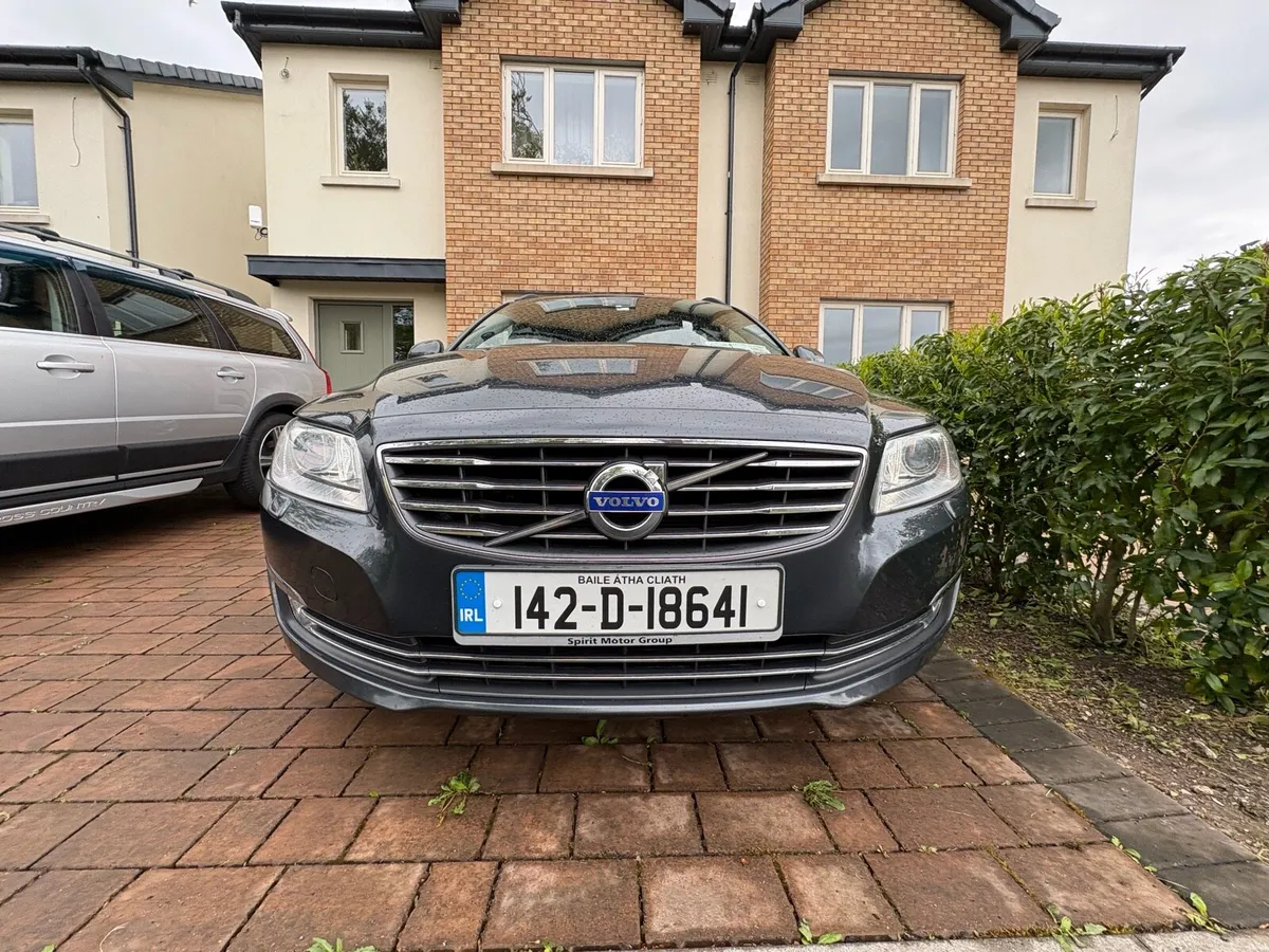 Volvo v70 d4 - Image 1