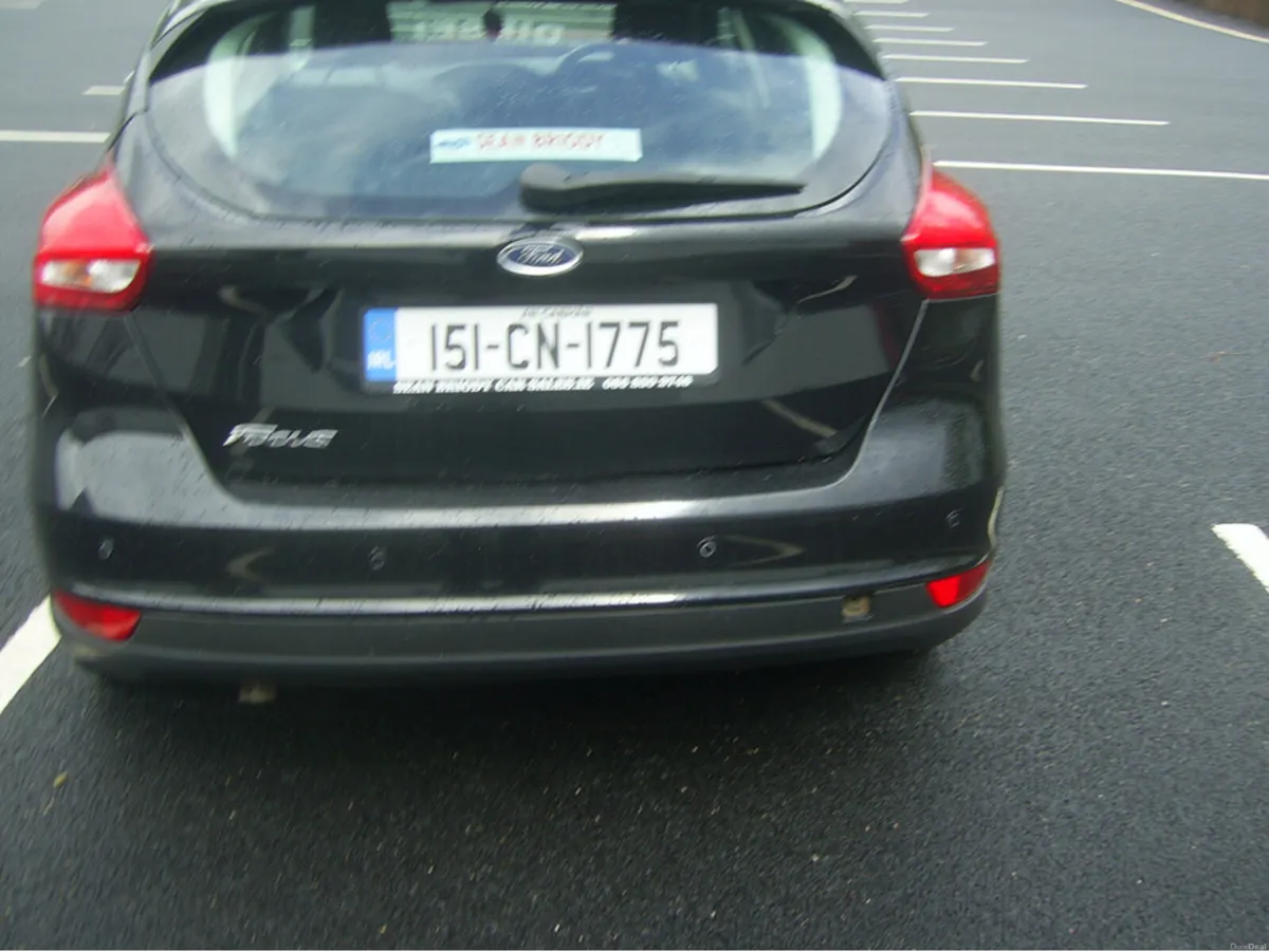 Ford Focus 1.5 TDCI TITANIUM 120PS 6SPEED 5DR - Image 3