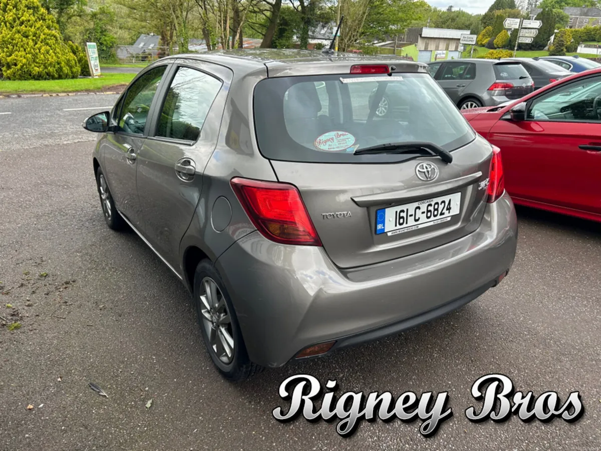 Toyota Yaris 1.0 LUNA 4DR - Image 4