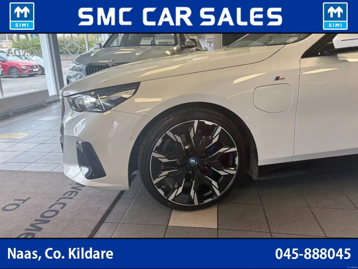 BMW 5-Series 530E M SPORT S5MF 4DR AUTO - Image 4