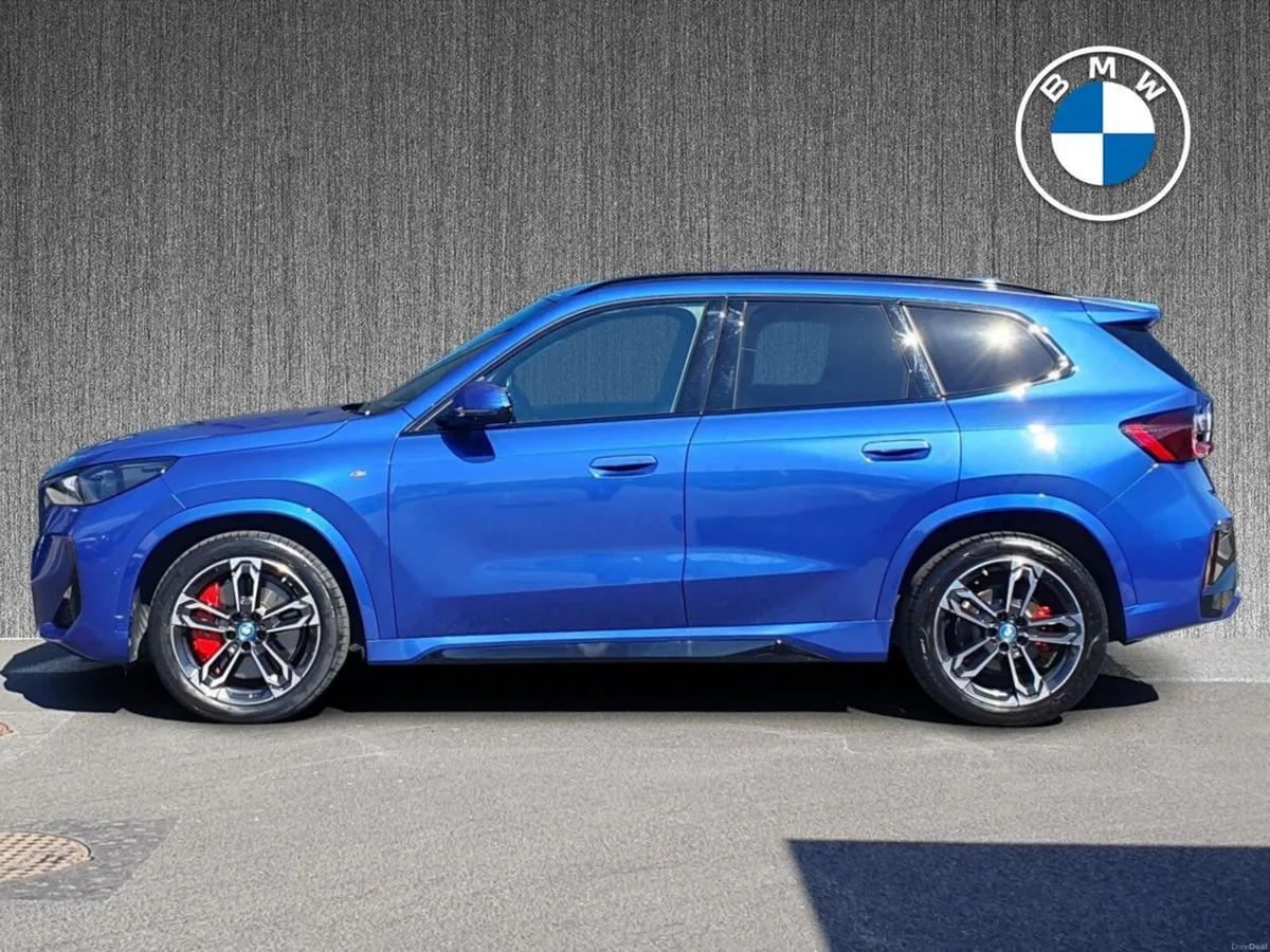 BMW iX1 eDrive20 M Sport - Image 4