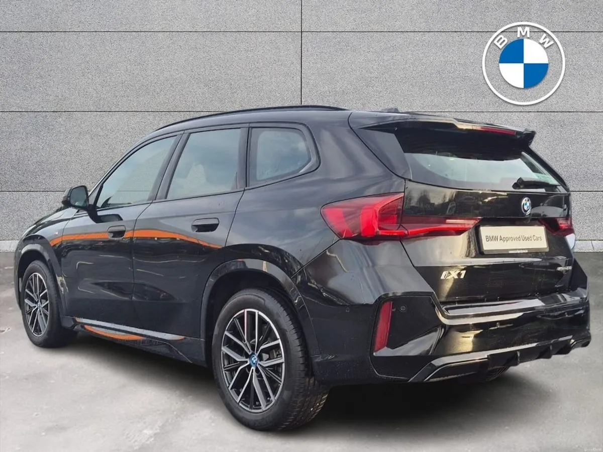 BMW iX1 eDrive20 M Sport - Image 3