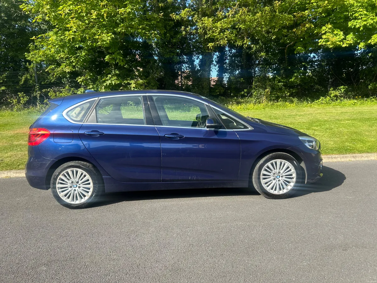BMW 2-Series 2015  NCT 05/27 - Image 2