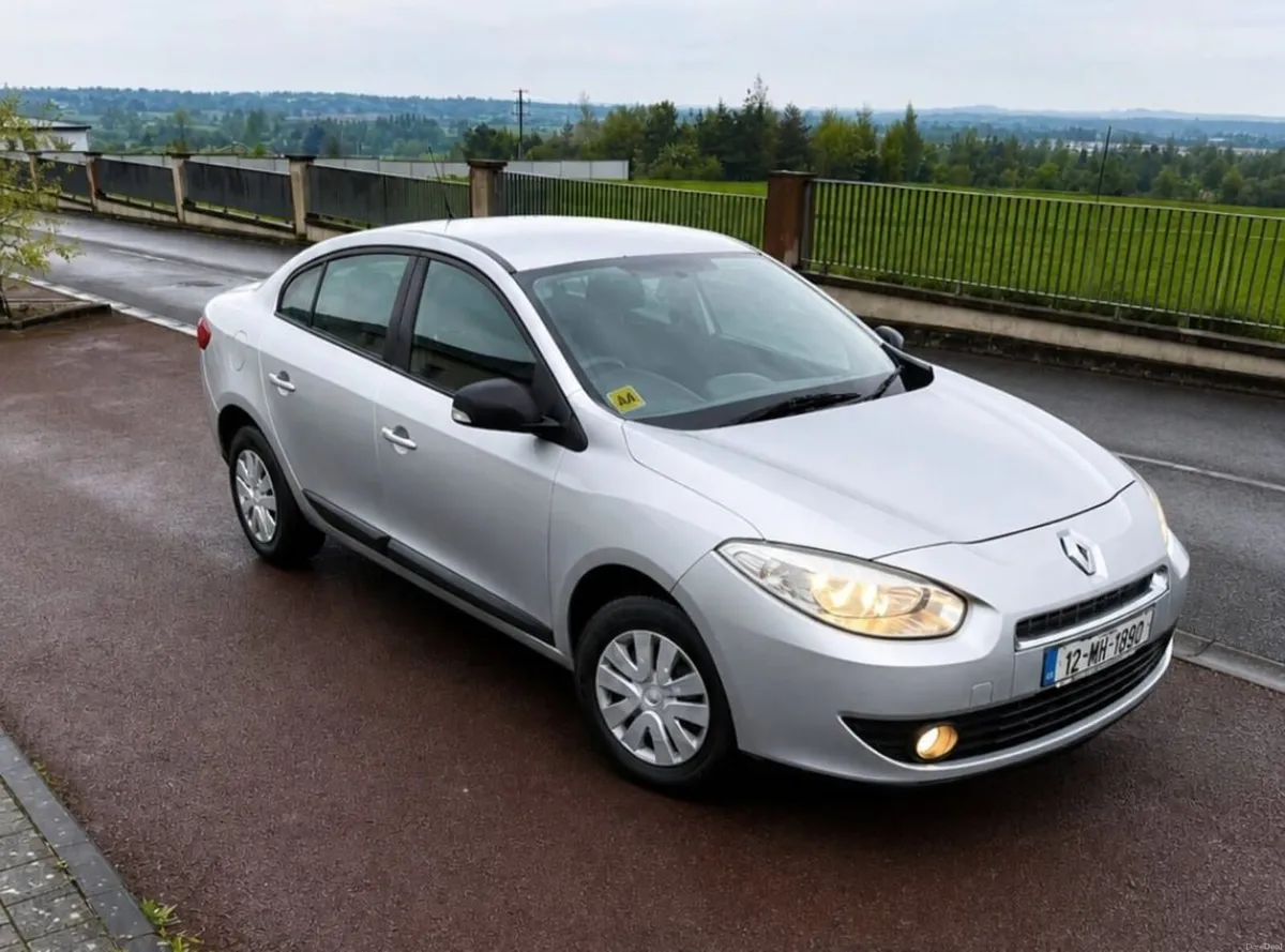 Renault Fluence 2012 - Image 1