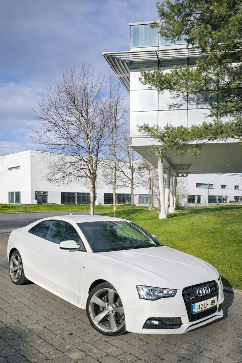 Audi A5 SLine Black Edition - Image 4