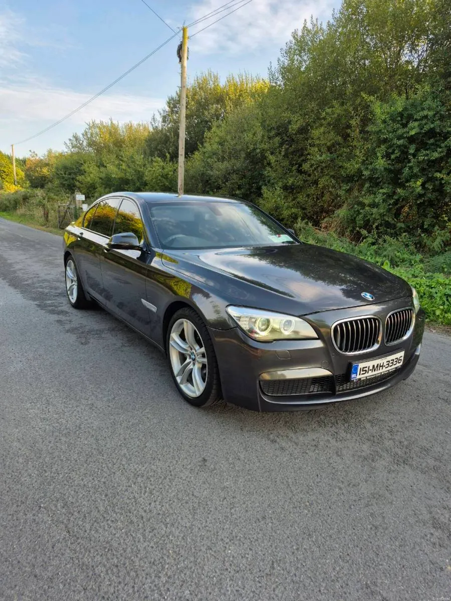 BMW 7 SERIES - Image 1