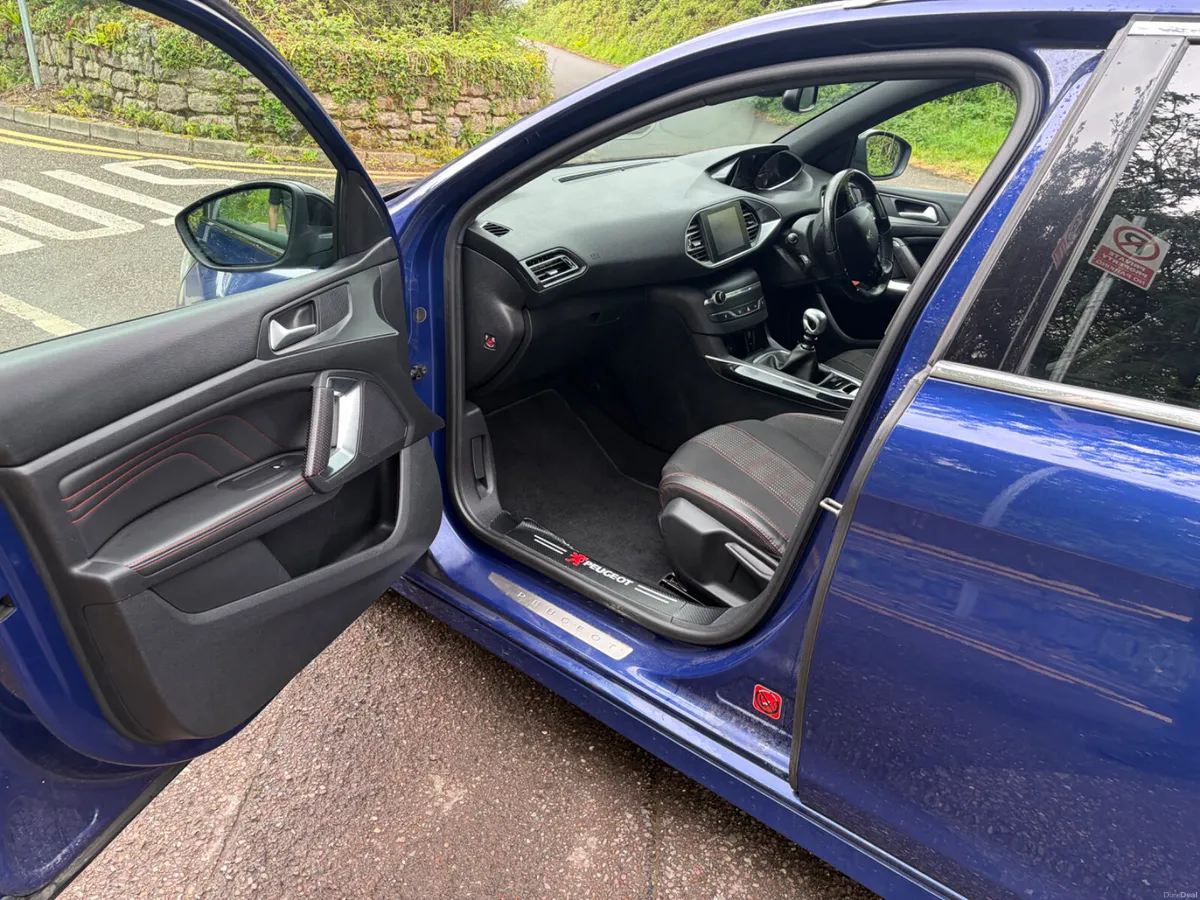 Peugeot 308 2016 GT LINE - Image 4