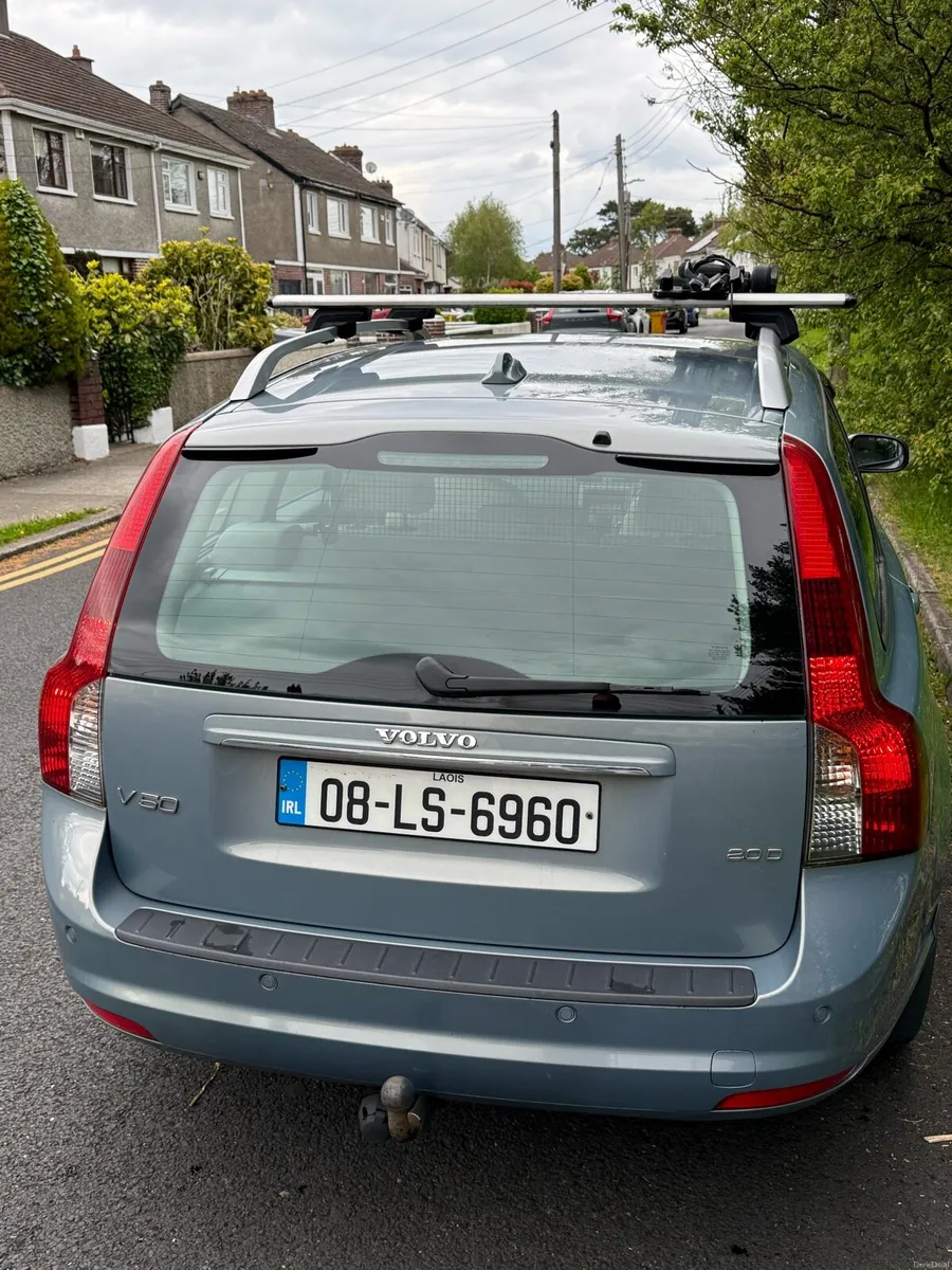 Volvo V50 Lux - Image 3