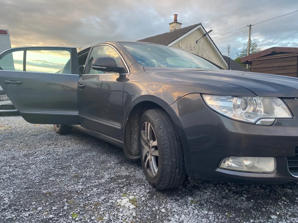 Skoda Superb - Image 3