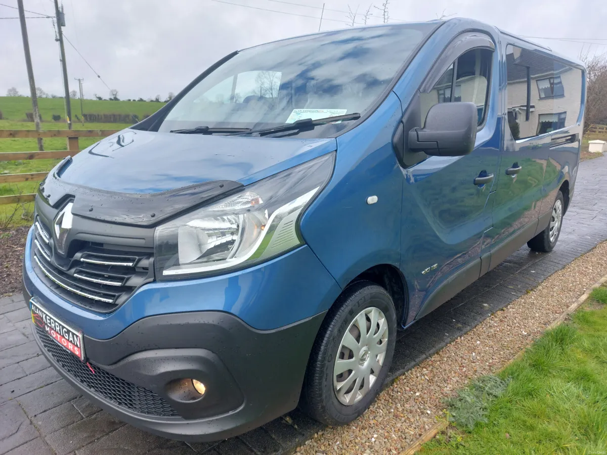 RENAULT TRAFIC 162' 6 SEATER - Image 3
