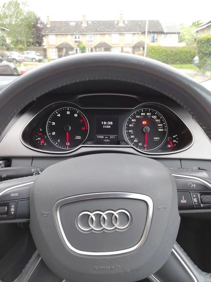 AUDI A4 1.8 TFSI SE AVANT - Image 4