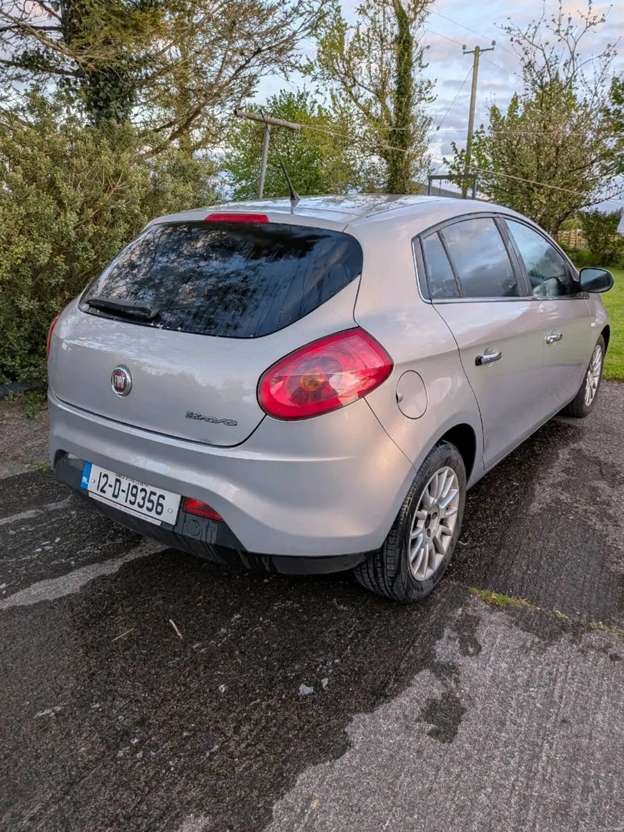 Car - Image 3
