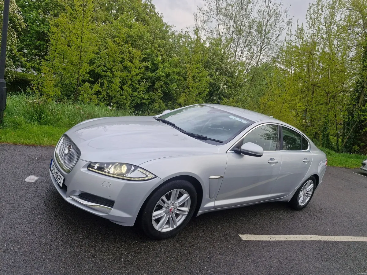Jaguar XF 2015 - Image 2